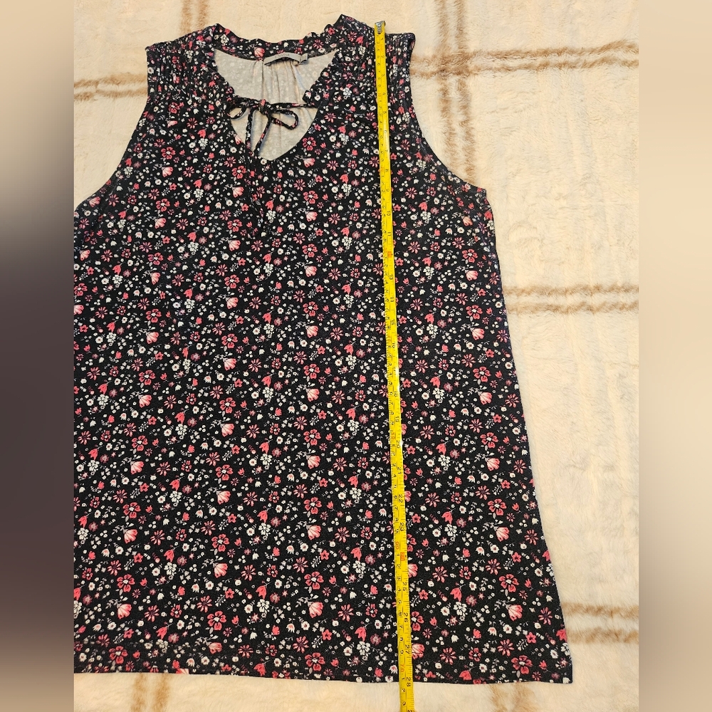 Dalia Navy And Pink Floral Tie-Neck Sleeveless Top - Picture 3 of 7